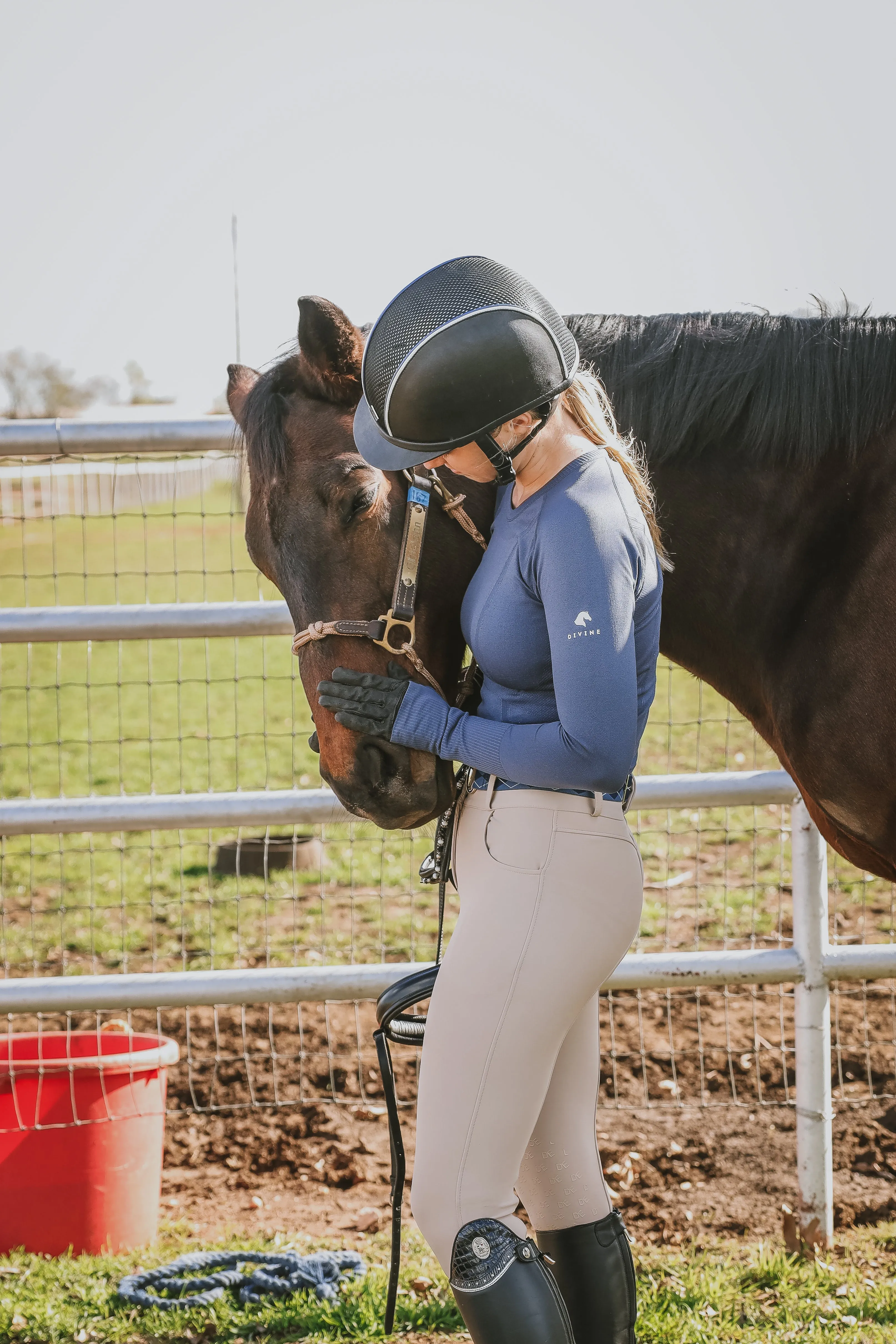 Chic Athletic Long Sleeve Shirt - Navy