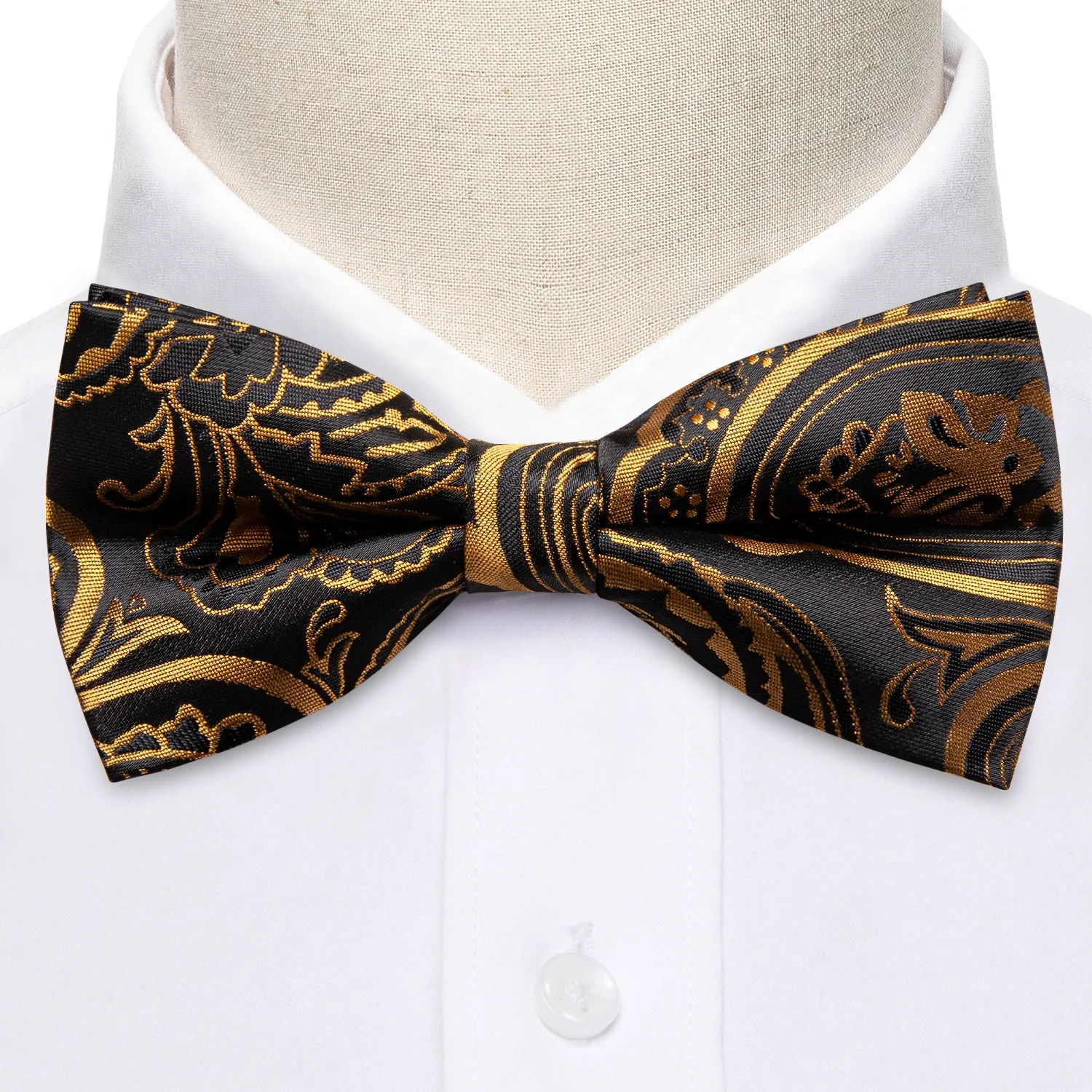 Hi-Tie Black Golden Paisley Pre-tied Bow Tie Hanky Cufflinks Set